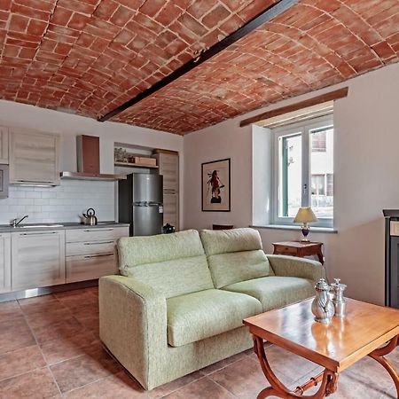 Modern Farmhouse Apartment Montabone ภายนอก รูปภาพ