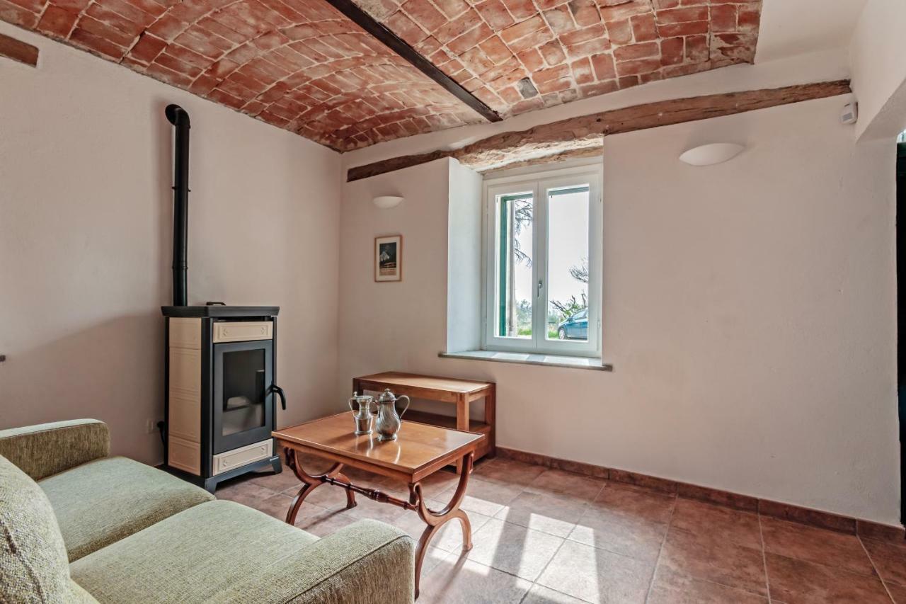 Modern Farmhouse Apartment Montabone ภายนอก รูปภาพ